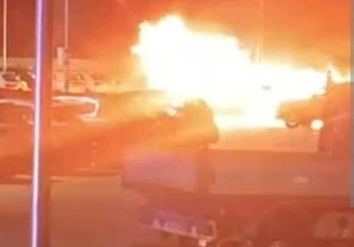 Maserati distrutta dalle fiamme, l'indagine portò a un imprenditore: caso in giudizio  - 