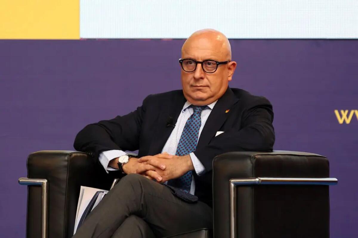 Indagine per corruzione, perquisizioni in casa e negli uffici dell’ex vicepresidente della Regione Siciliana Gaetano Armao - 