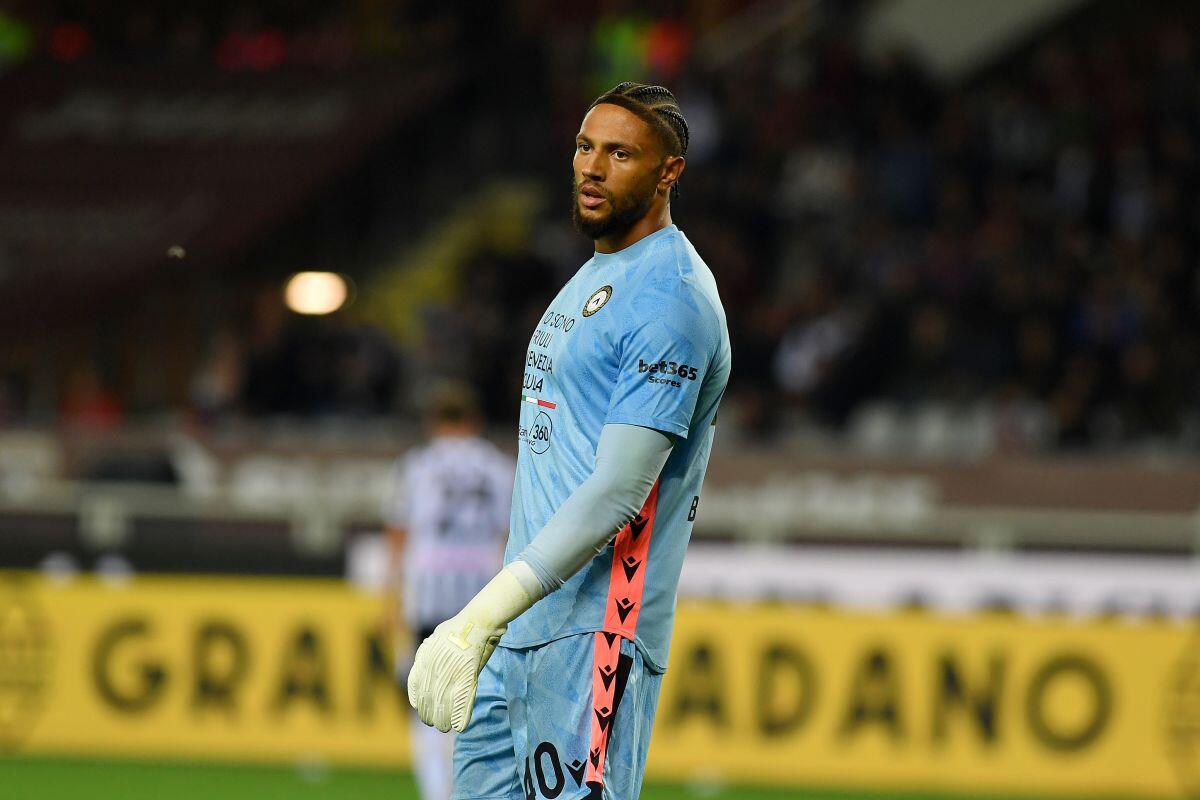 Poche emozioni e pari fra Parma e Udinese, Okoye para un rigore - 