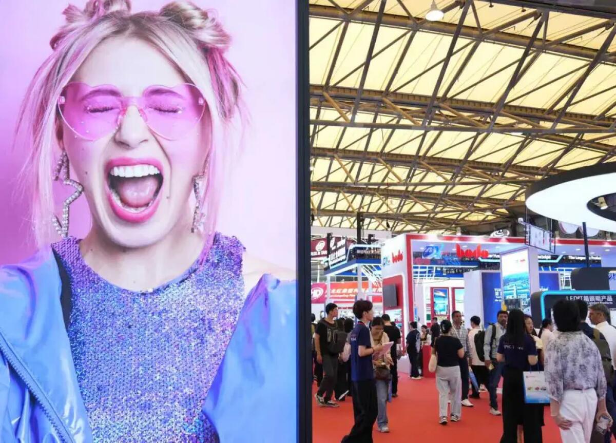 La Cina presenta un piano per il settore pubblicitario, obiettivo crescita 10% - 