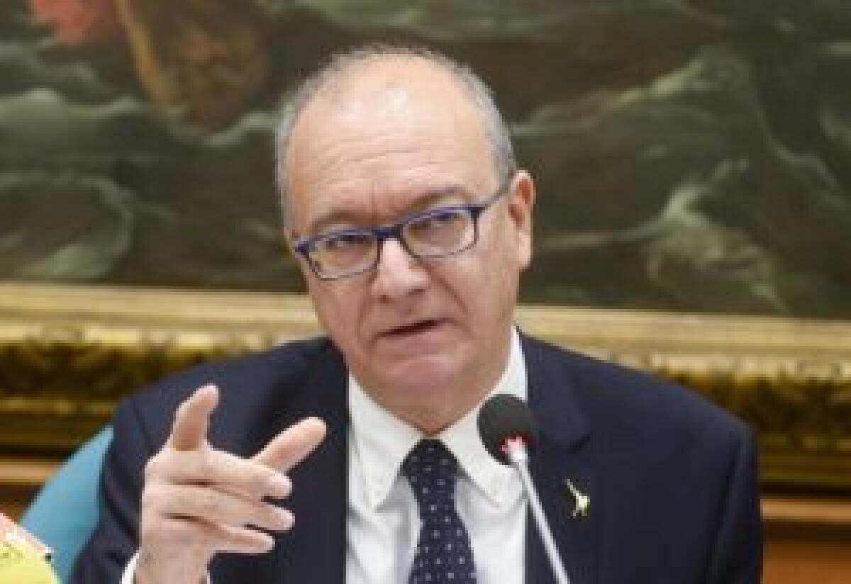 Valditara “Dietro alle violenze una mancanza di valori” - 