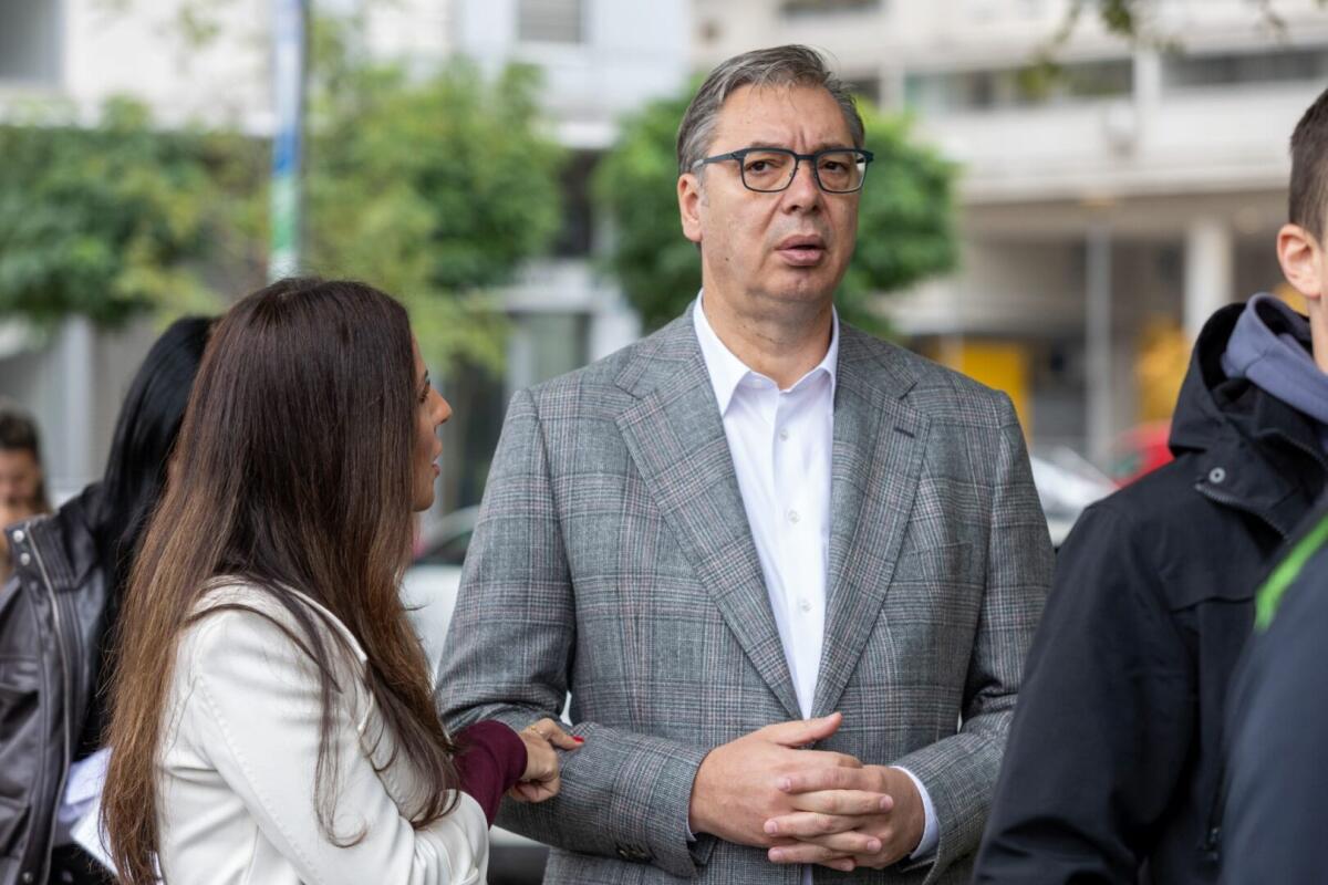 Svolta alle elezioni politiche in Serbia, Vucic riconosce sconfitta - 
