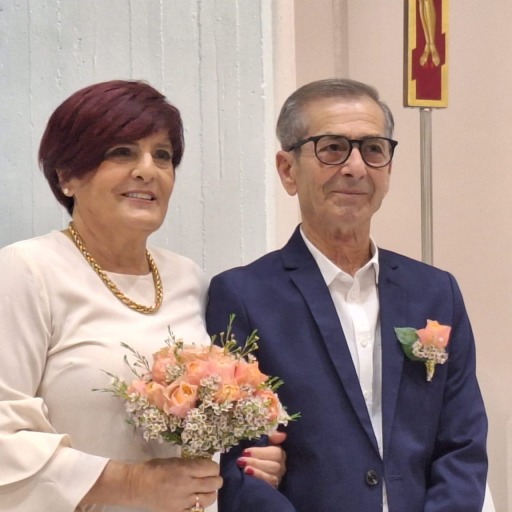Pino Fidone e Angela Restuccia celebrano le nozze d’oro nella chiesa Sant’Antonio